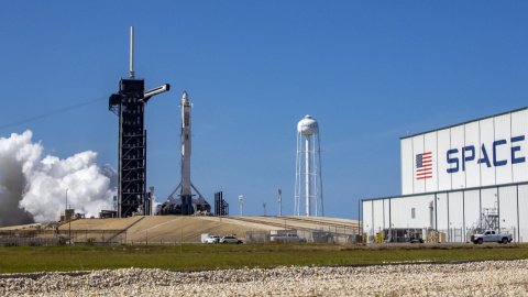 Crew Dragon. Фото: Twitter/@SpaceX