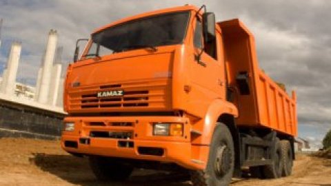 Чеченець кілька годин їздив на "КамАЗі", розшукуючи свою кохану.