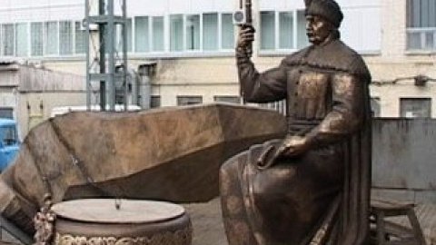 Іван Мазепа вже два роки "сидить" на київських задвірках.