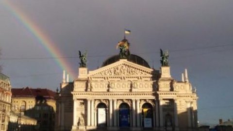 Над Львовом з'явилася веселка. Фото: facebook.com/igor.zinkevych