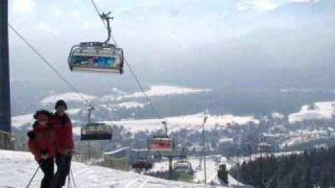 Чоловік потрапив на підйомник під час "порожнього прогону".