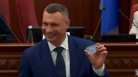 Более половины киевлян проголосовали бы за Кличко на выборах - опрос "Рейтинга"