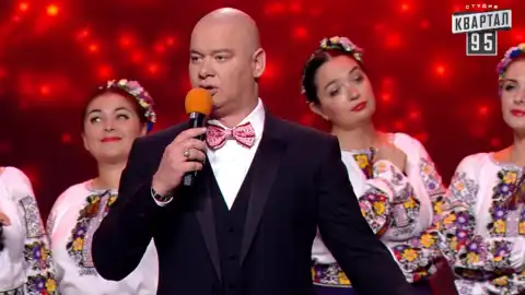 Кошовий і хор. Скріншот: YouTube/Студія Квартал 95