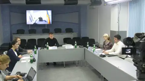 Круглий стіл: "Щаслива старість українських пенсіонерів в домі для престарілих - реальність?"