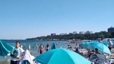 Пляжный отдых в Одессе. Укрфото