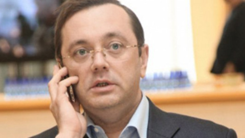 Главе набсовета издателя украинского Forbes на три года запретили въезд в Украину