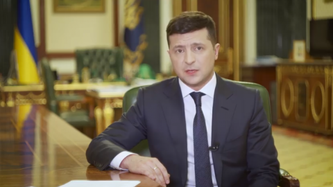 Зеленский анонсировал запуск онлайн-уроков для школьников 5-11 классов со следующей недели