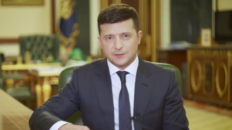 Сьогодні 57 авіарейсів повернуть додому понад 11 тис. українців, - Зеленський