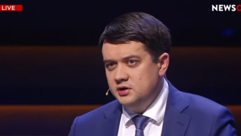 Україна повністю закриває авіасполучення з іншими країнами