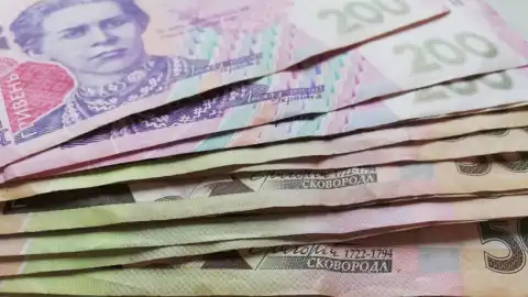 Коронавірус опосередковано впливає на курс гривні