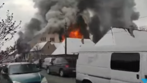 Пожежа в магазині будматеріалів на Закарпатті. Скріншот відео Mukachevo Net