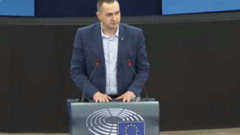 Сенцов в Европарламенте. Скриншот: youtube/ Радіо Свобода Україна
