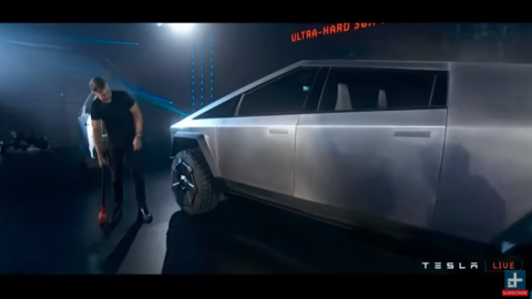 Маск представил электропикап Cybertruck от Tesla