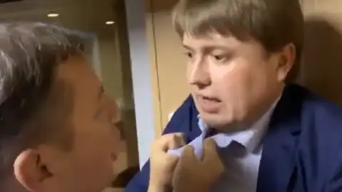 Бійка Геруса і Ляшко. Скріншот: Ukranews.com/YouTube