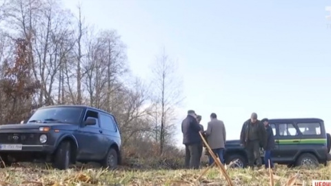У Чернігівській області застрелили червонокнижного лося і відпиляли йому ріг