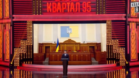 "Зеленский проводит перекличку в Верховной Раде". Скриншот Youtube "Квартал 95"