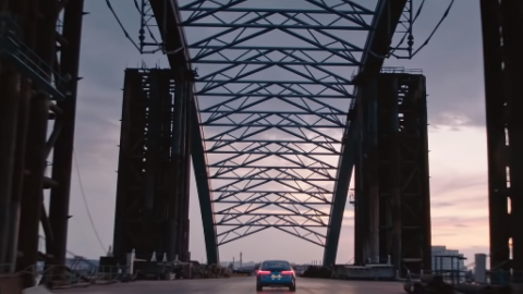 BMW. Скріншот: YouTube/BMW