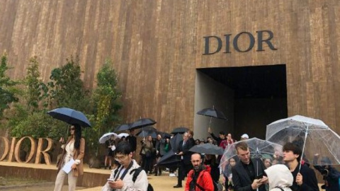 Christian Dior.Фото:weibo.com