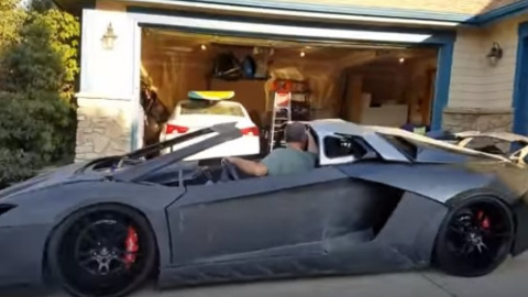 Lamborghini Aventador Скриншот видео 
lasersterling