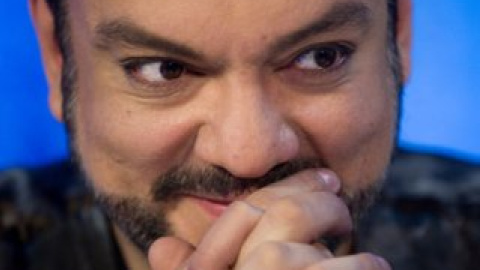 Захист Кіркорова стверджує, що на записі видно, що співак не кидав дівчину на підлогу.