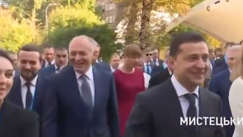 Мендель відштовхнула журналіста. Скріншот ZIK