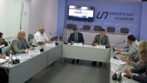11.09.19 11:00 Круглый стол: "Продажа земли иностранцам - недальновидность или государственная измена?"