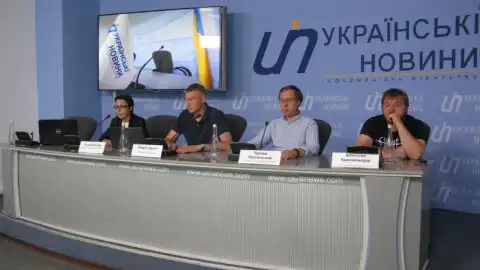 10.09.19 14:30  Прес-конференція щодо введення РРО та знищення ФОПів : "Добробуту під тиском не буває!"