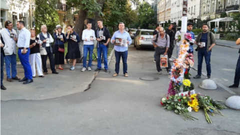 Захід проходить на перехресті вулиць Івана Франка та Богдана Хмельницького. Фото: pravda.com.ua