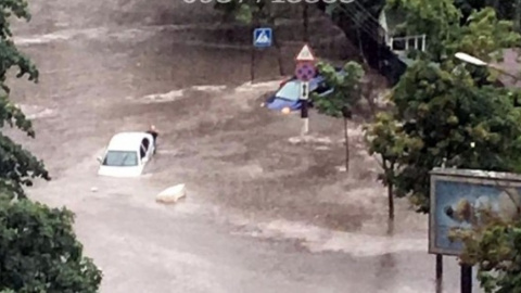 Злива в Києві затопила вулиці. Фото: dtp.kiev.ua