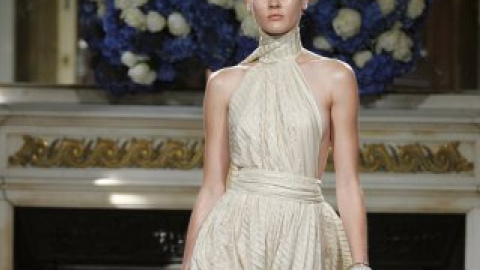 Показ коллекция итальянского модного дома Salvatore Ferragamo в Лувре.