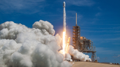 Запуск ракеты прошел без проблем. Фото: SpaceX