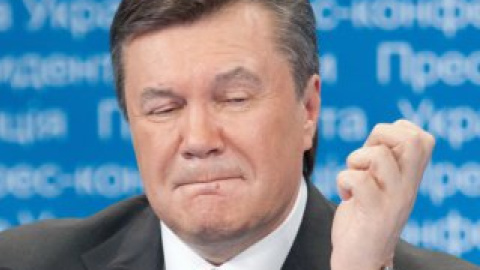 Янукович продолжает радовать публику оговорками.