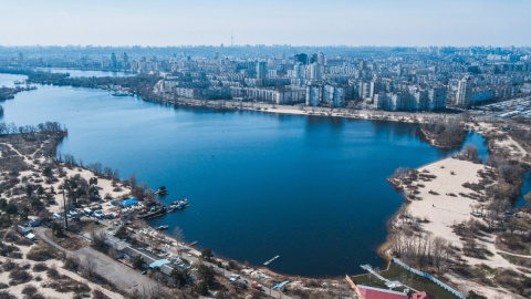 Затока находится в Оболонском районе города