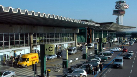 ​В аэропорту Рима эвакуировали самолет из-за сообщения о бомбе
