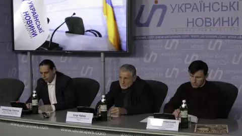 20.12.16 15.15 Прес-конфереція: "Замість підвищення зарплати – скорочення! Як Мінкульт "оптимізує" роботу Національного газетно-журнального видавництва"