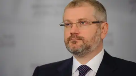Александр Вилкул: 50 составов застряли возле морских портов как памятник топ-менеджерам "Укрзализныци" с неприлично большими зарплатами