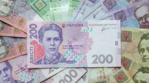 Гривна укрепилась