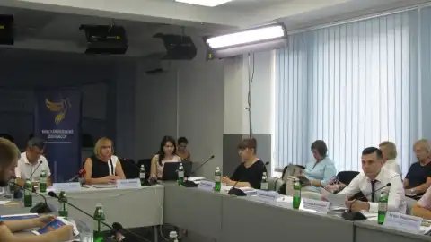 Круглый стол: "Коррупция, люстрация, полиция - как украинцы оценили основные реформы"