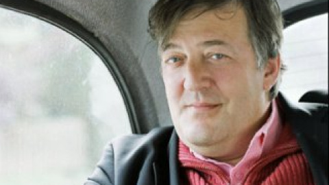 Знаменитый британский актер и писатель Стивен Фрай страдает от биполярного расстройства.