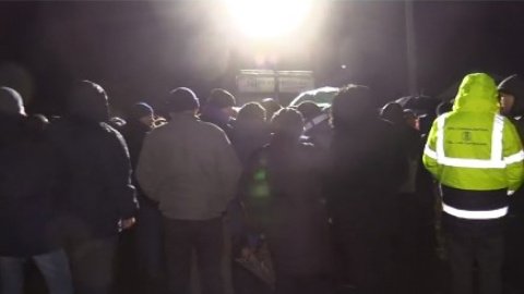 Під Тернополем жителі вийшли співати молебень до Богородиці проти евакуйованих з Уханя
