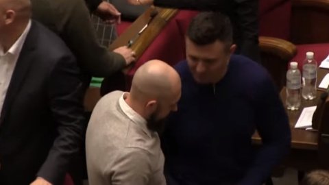 Тищенко знімав відео про те, що робота в Раді кипить, і забув проголосувати
