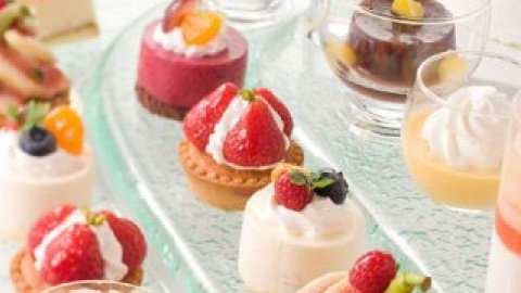 За асортимент тістечок відповідала компанія Main Street Cupcakes.