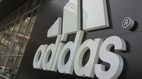 Adidas не будет спонсировать IAAF, - СМИ