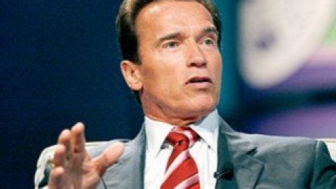 Гонорар Шварцнеггера становитиме 12,5 мільйона доларів плюс 25% від касової виручки.