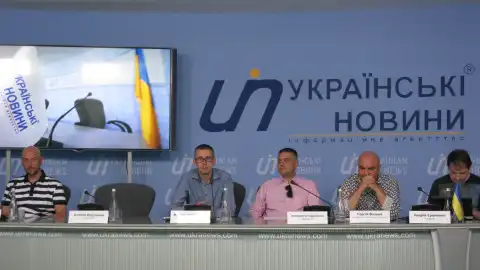 Клони, сітки, чорний піар: громадськість занепокоєна перебігом передвиборчої кампанії
