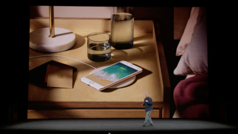Apple представила iPhone 8 и 8 Plus. Фото: ain.ua