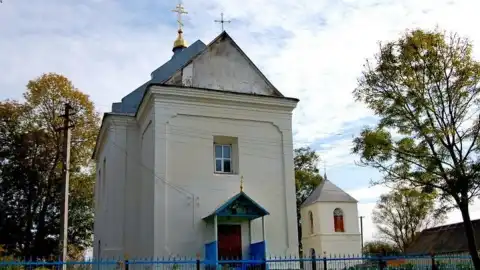 В УПЦ заявили, что сторонники ПЦУ пытались срезать замки на их храме в Волынской области