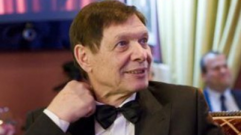 77-летний певец Эдуард Хиль.