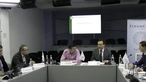 14.02.17 12.00 Круглый стол: "Cashless. Что нового в этом году предложат банки и продавцы товаров для безопасности и удобства онлайн-платежей"