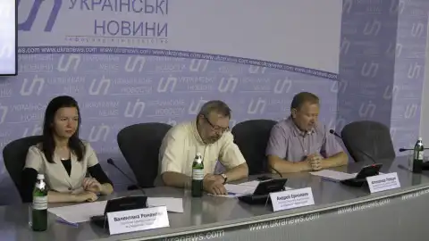  Прес-конференція: "Війна і мир: питання національної безпеки у дзеркалі громадської думки"